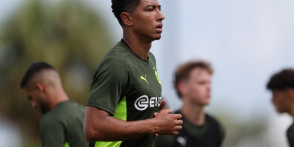 哈曼：英国人也说多特为小贝林厄姆花太多钱，他现在有些急于求成