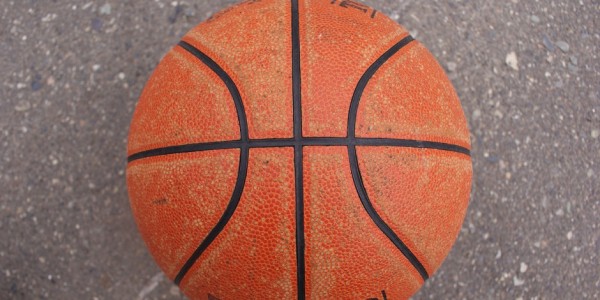 球探：若曾凡博再冲NBA前景比之前好 向鹈鹕推荐他有东部队有兴趣