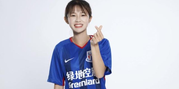 【夜读】中国足球靠颜值扬眉吐气的一天？